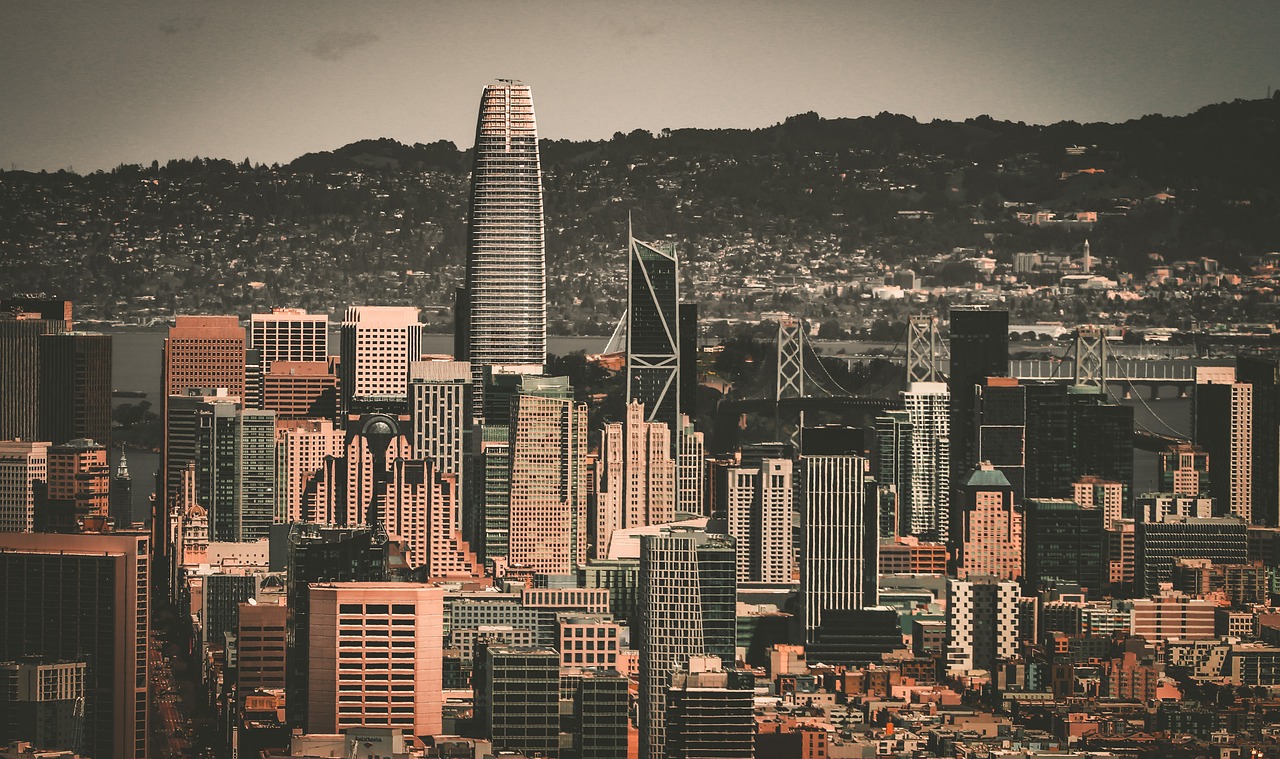 形成完美互 形成完美互